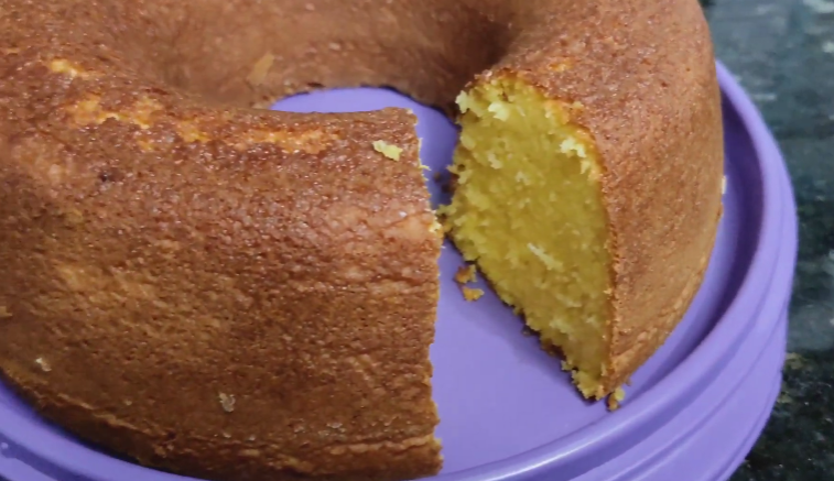 Bolo de Milho de Latinha no Liquidificador: A Receita Mais Fácil Que Você Já Viu!